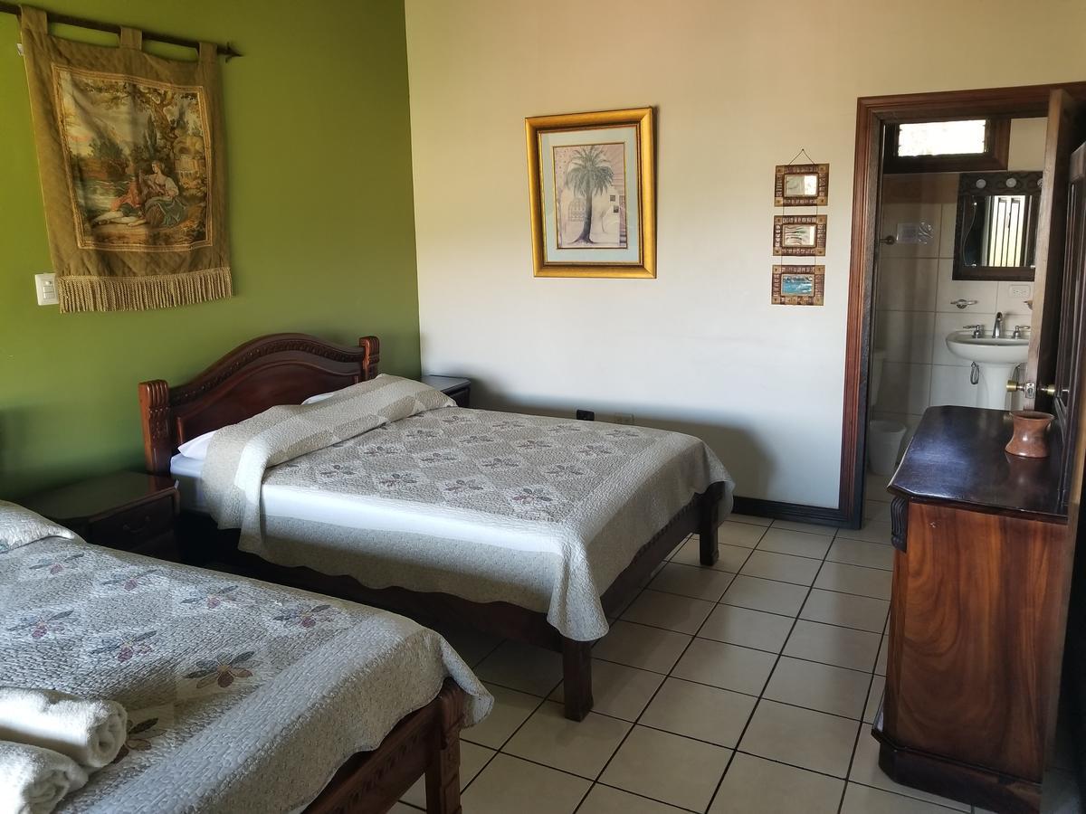 Monte Campana Heredia 3* Birrí